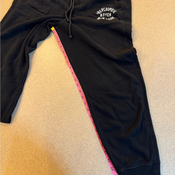 Abercrombie & Fitch Black Joggers - Picture 6 of 6